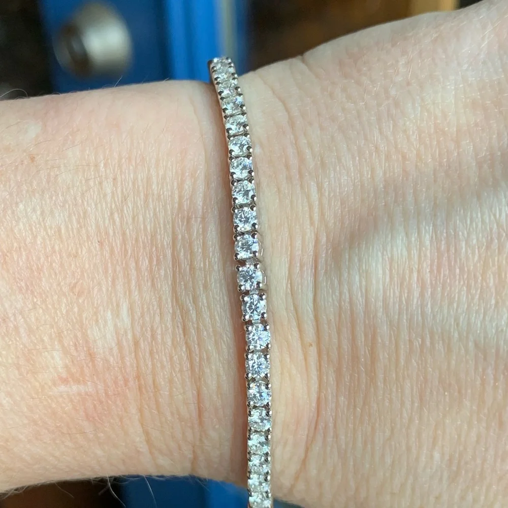 5.2 cttw Moissanite Tennis Bracelet set in 925 Sterling Silver - Picture 1 of 9